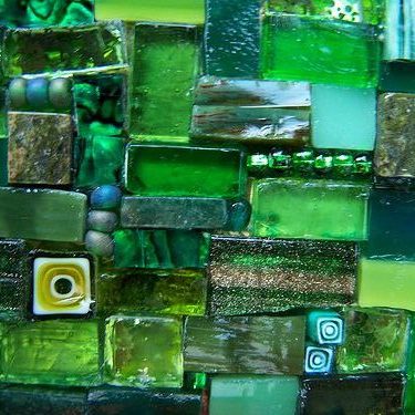 зелени цветове