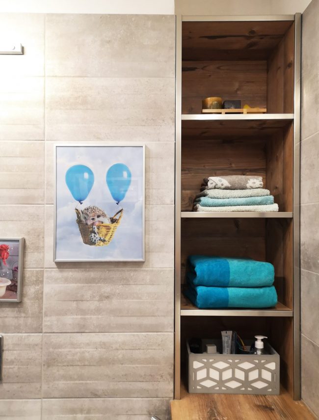 вграден шкаф в баня