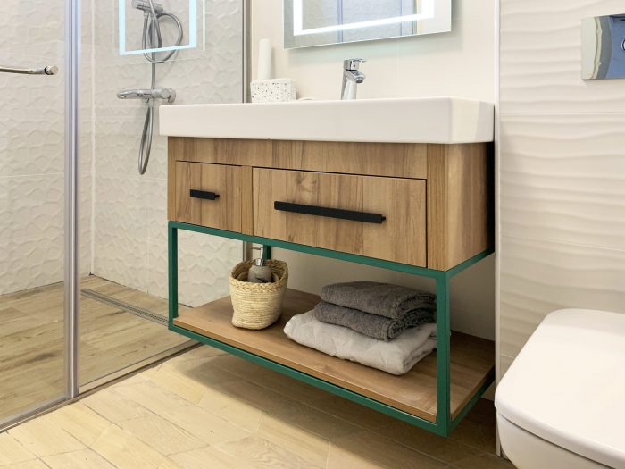 водоустойчив шкаф за баня