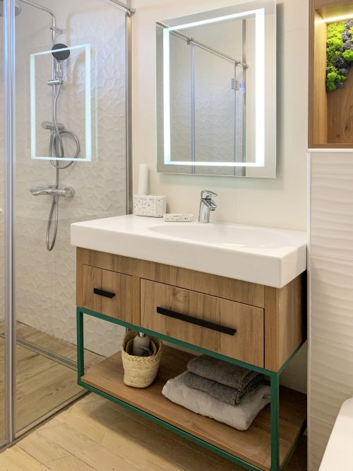 бели и дървесни плочки