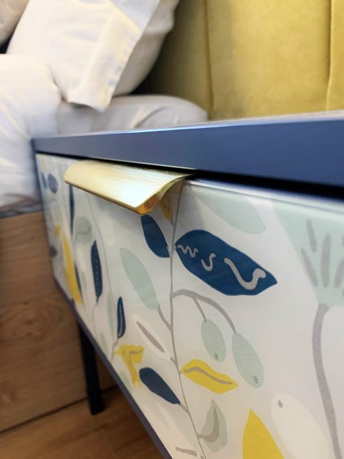 Златна дръжка, принт чекмедже