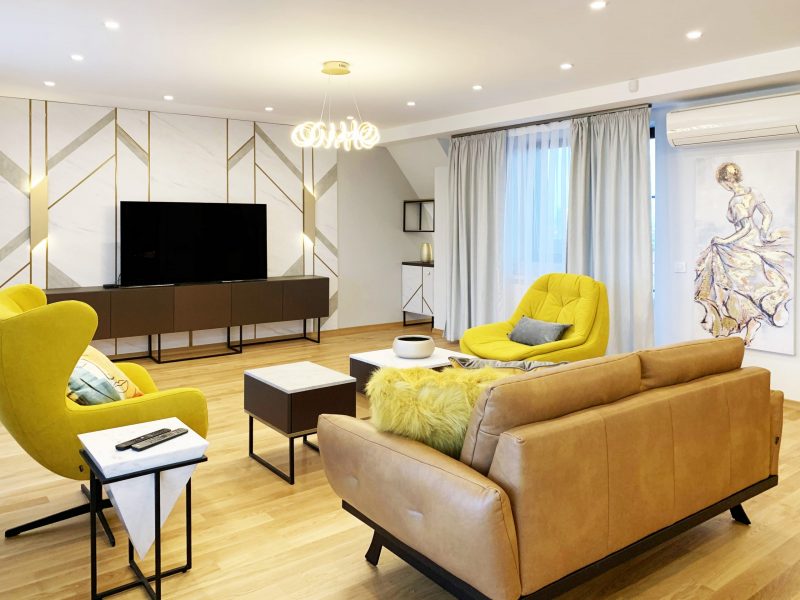 Дъб и кожа Коняк