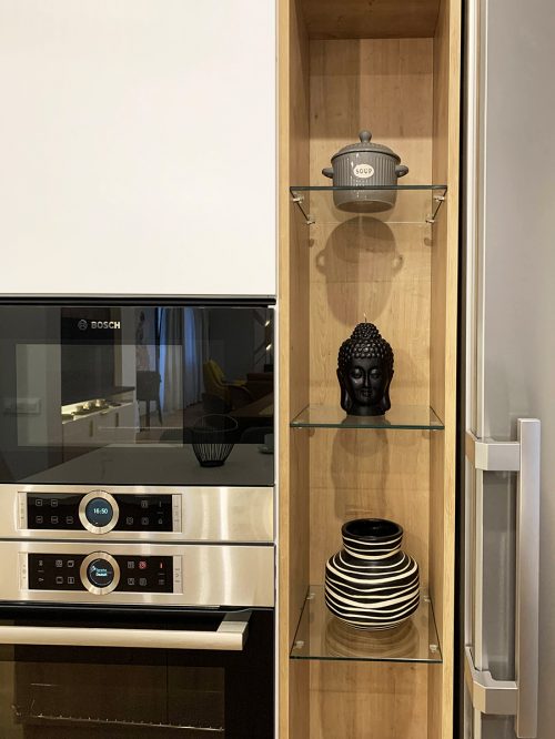 Открити рафтове в кухнята